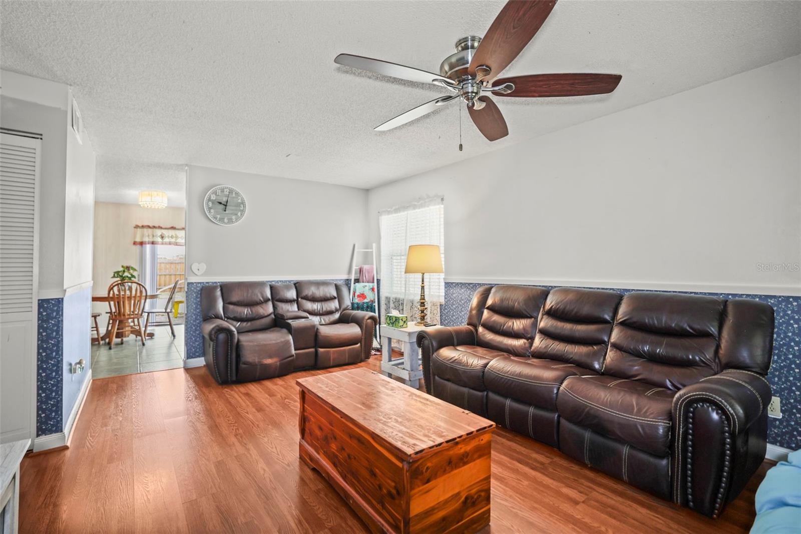 Image 8 of 41 For 1613 Greenwood Drive