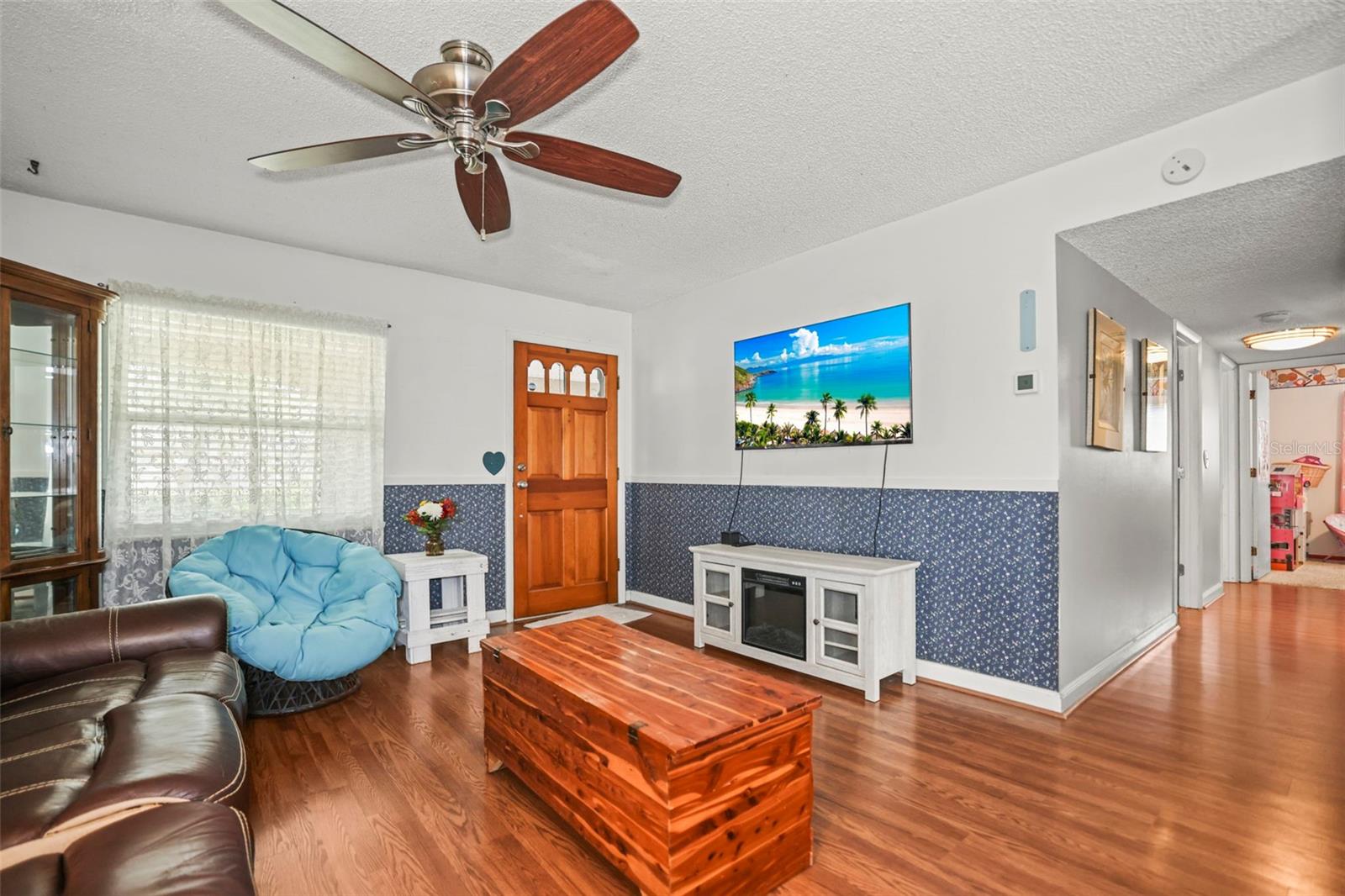 Image 9 of 41 For 1613 Greenwood Drive