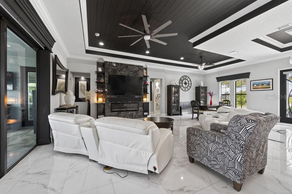 Image 10 of 77 For 5220 Lake Venice Drive