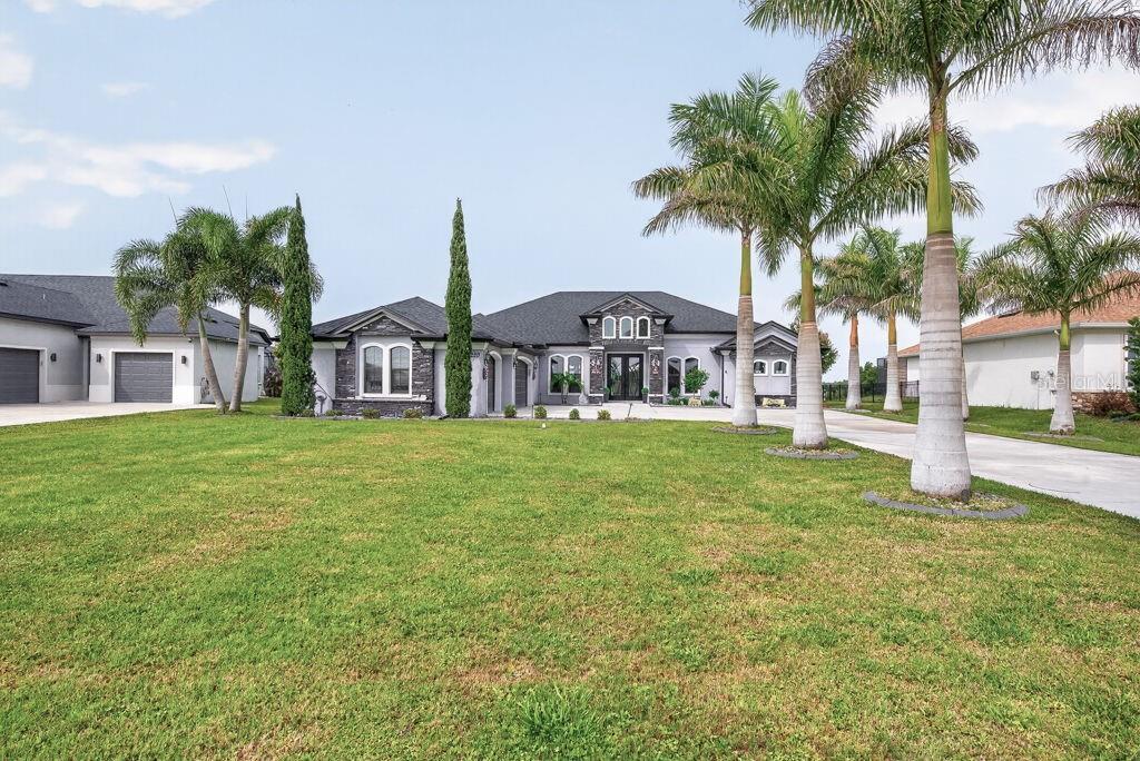 Image 65 of 77 For 5220 Lake Venice Drive