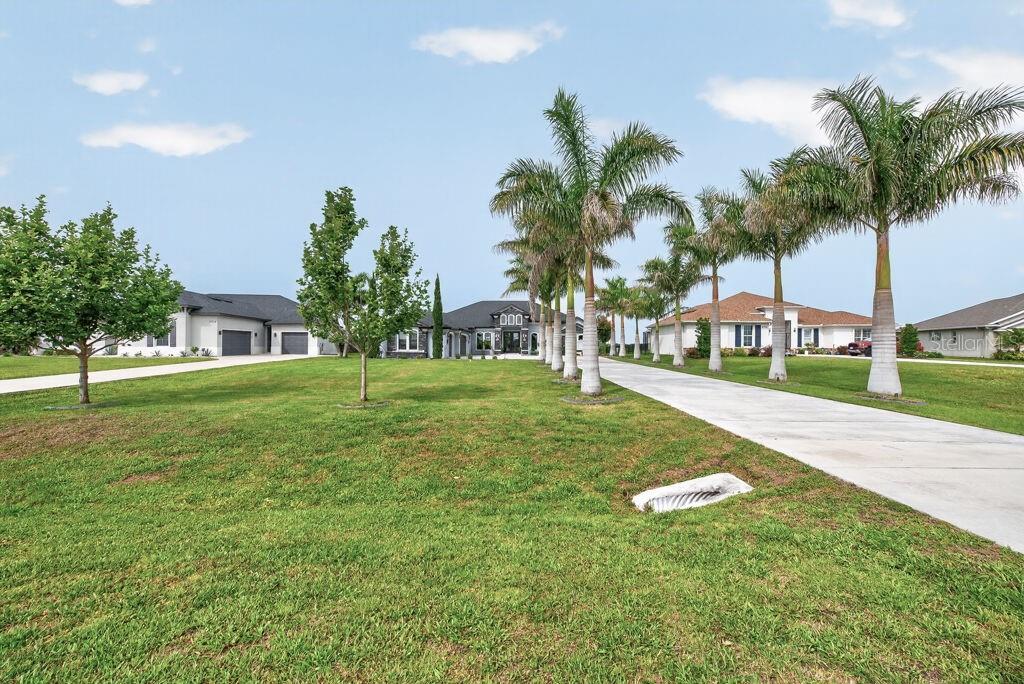 Image 66 of 77 For 5220 Lake Venice Drive