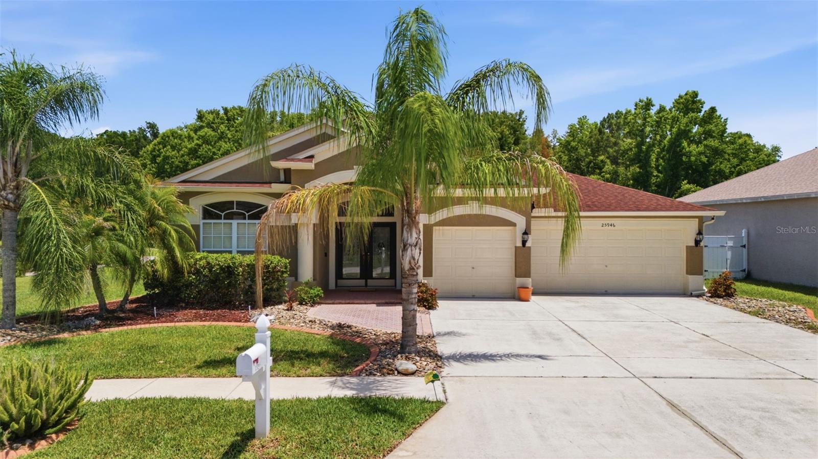 Details for 25946 Risen Star Drive, WESLEY CHAPEL, FL 33544