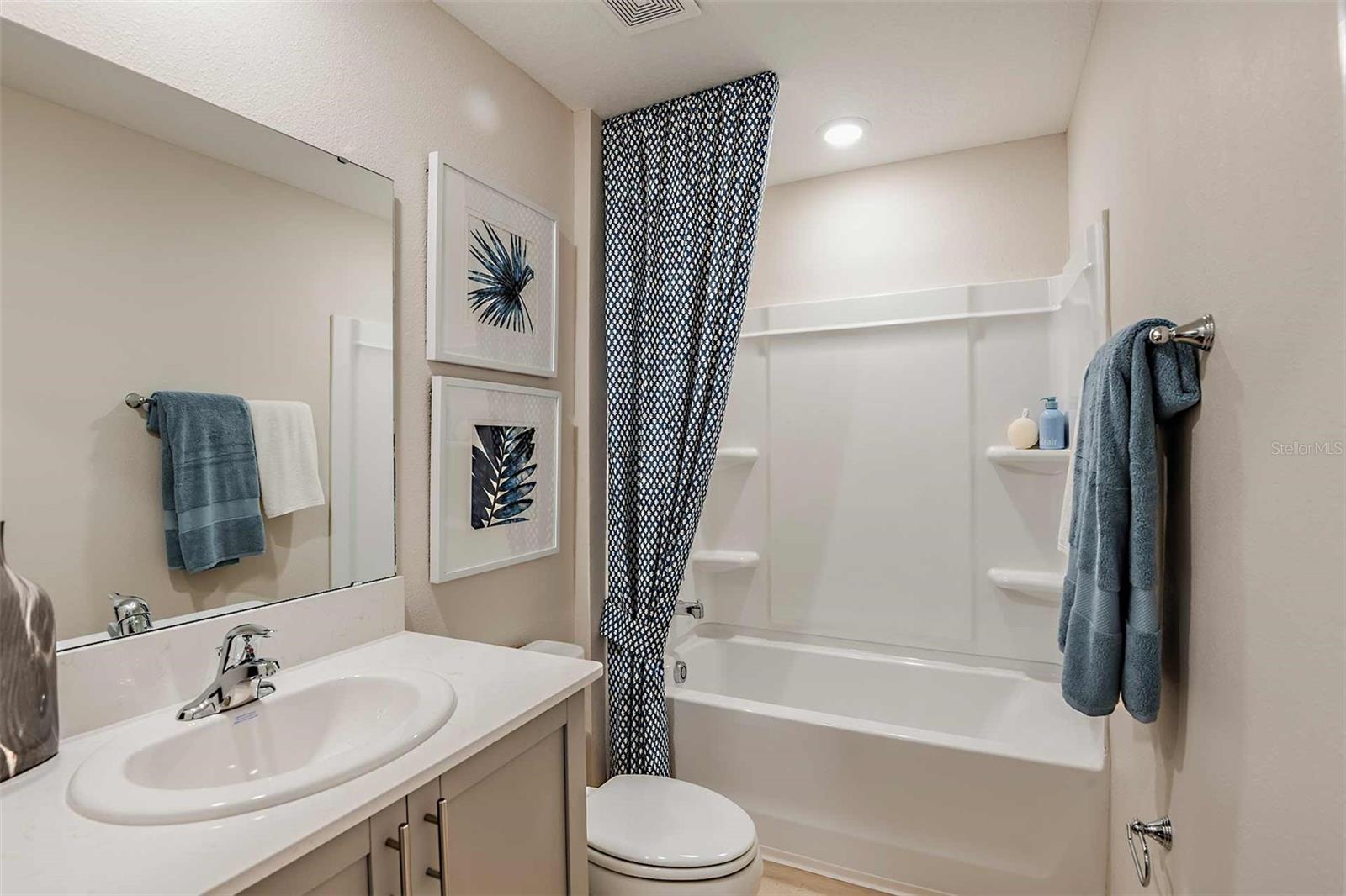 Image 17 of 27 For 4214 Hillock Boulevard