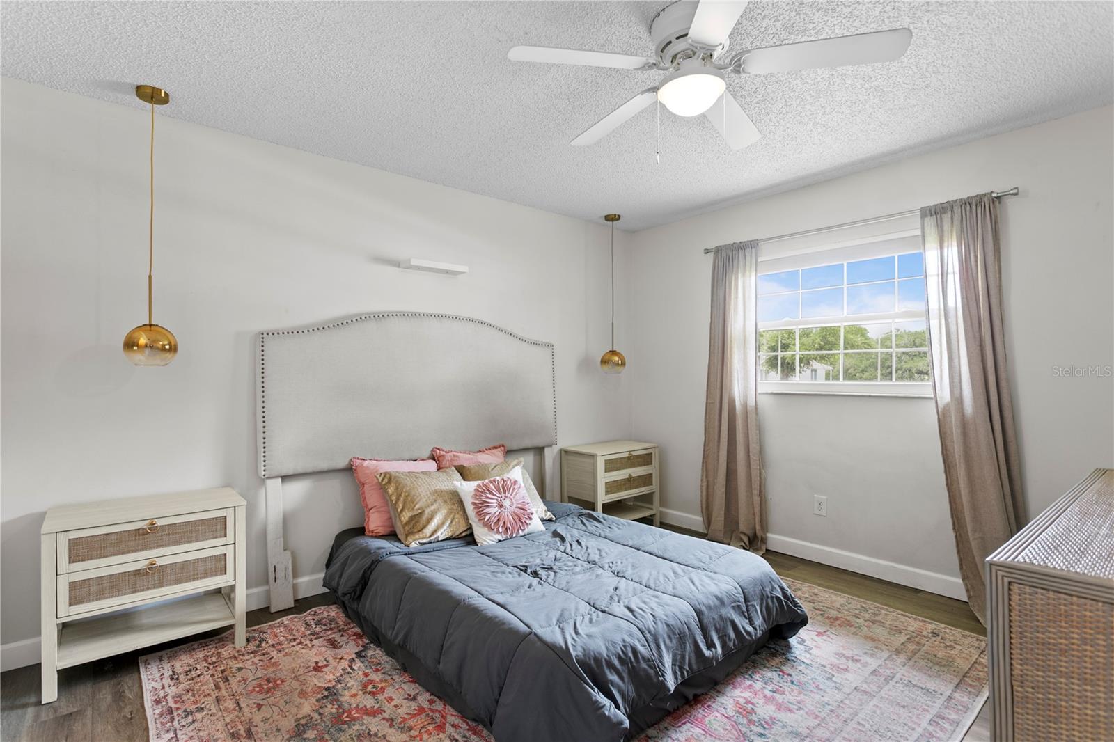 Image 14 of 32 For 4506 Oak Drive S92