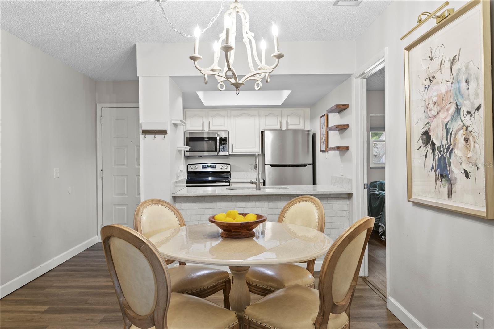 Image 4 of 32 For 4506 Oak Drive S92