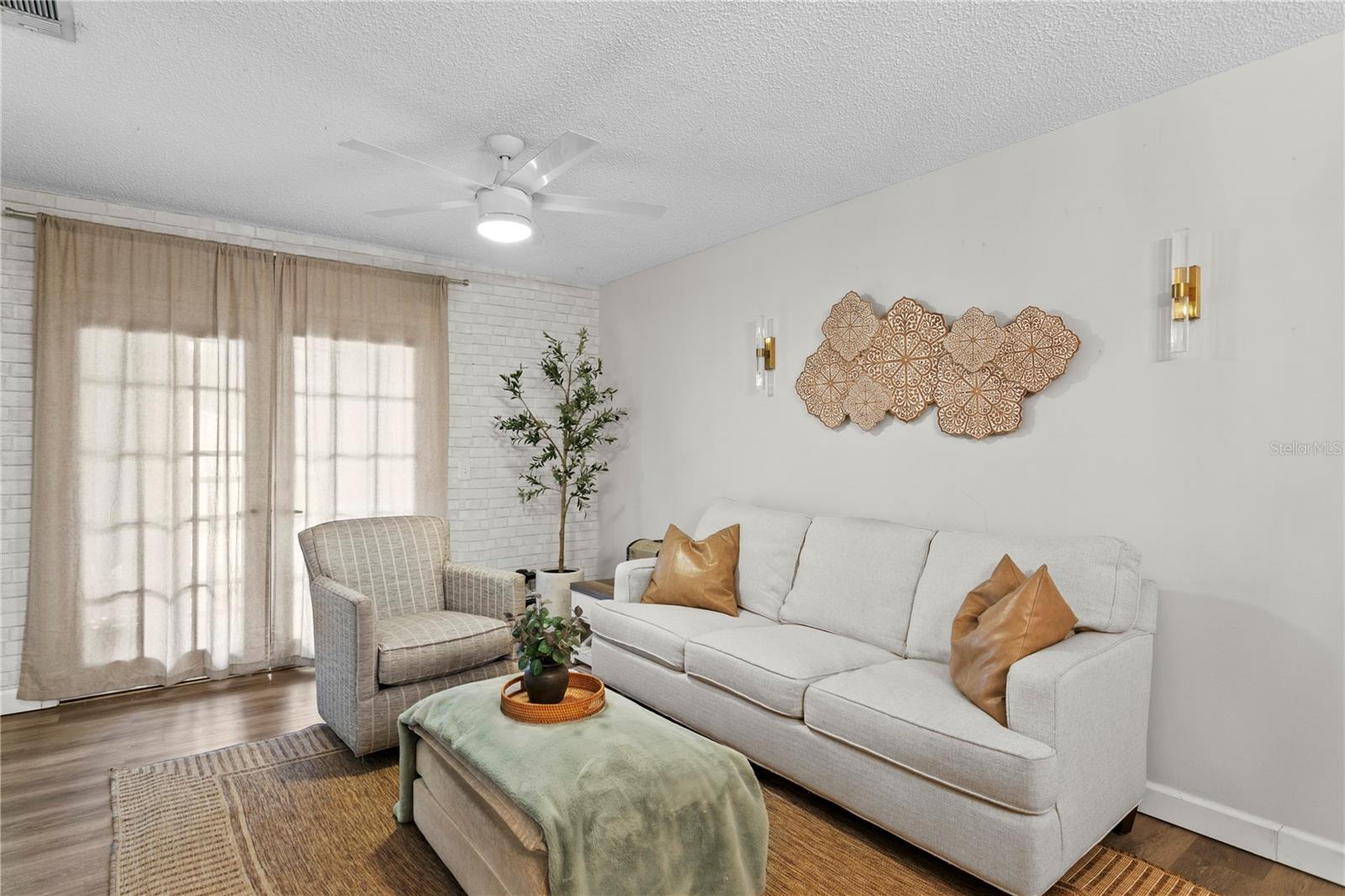 Image 6 of 32 For 4506 Oak Drive S92