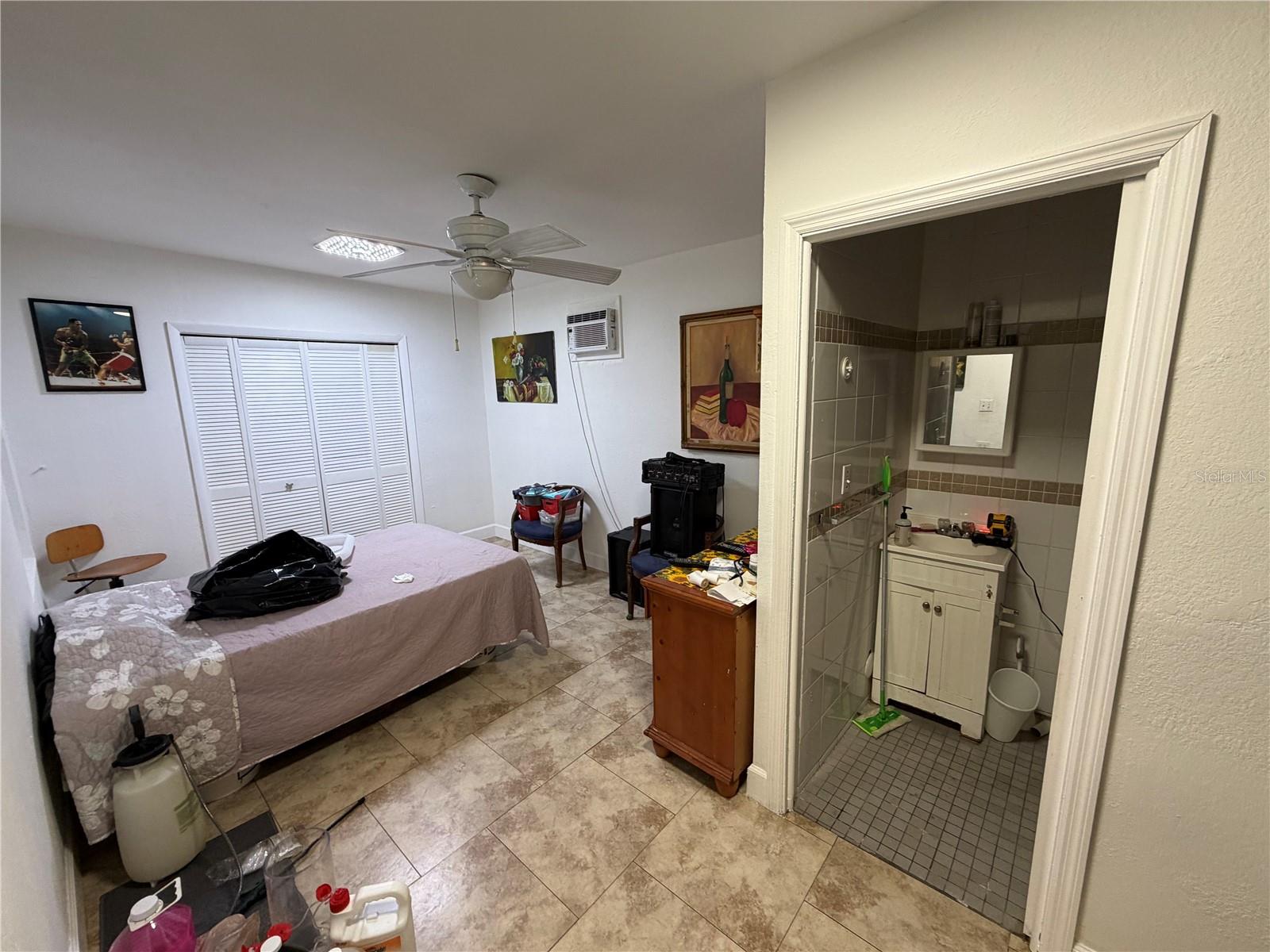 Image 11 of 32 For 445 43rd Street