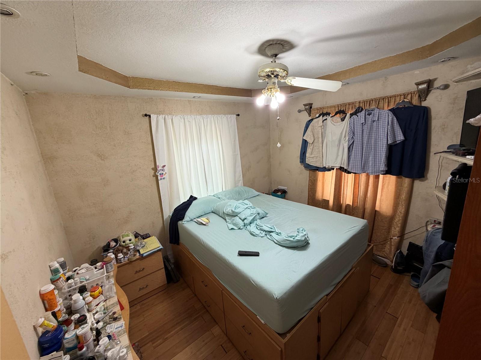 Image 13 of 32 For 445 43rd Street