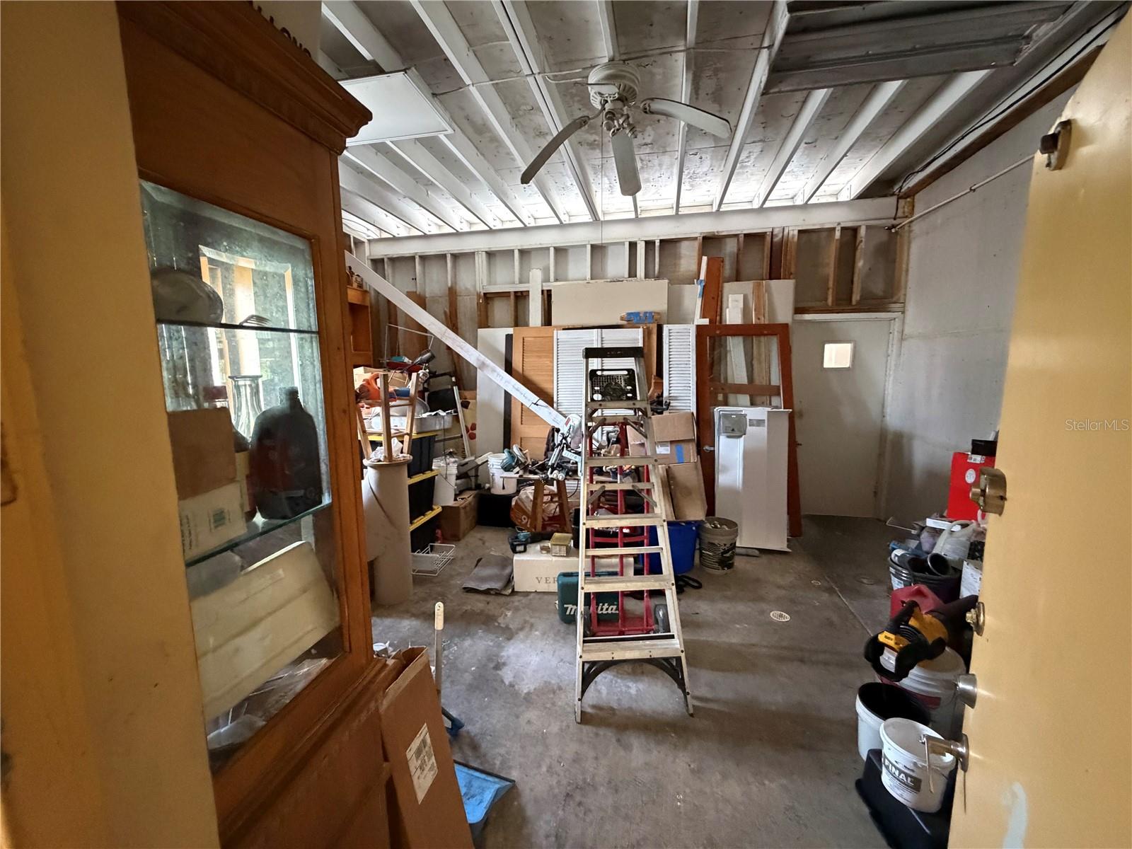 Image 16 of 32 For 445 43rd Street