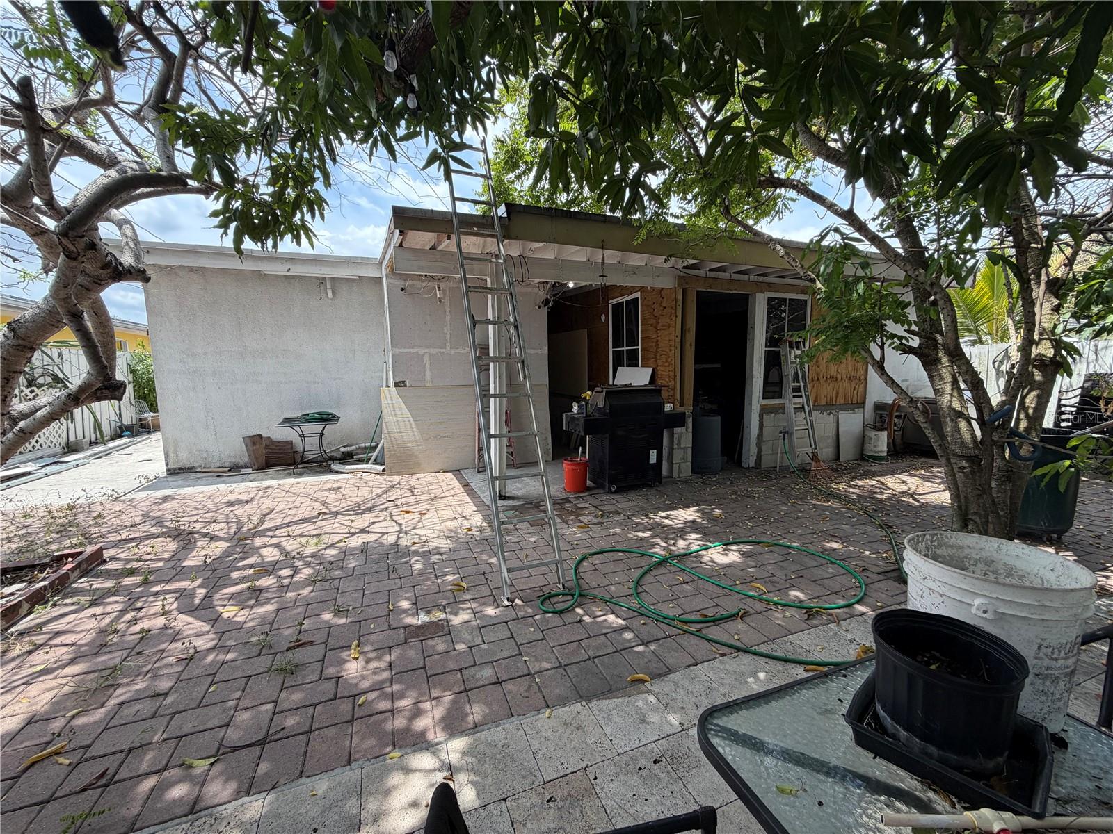 Image 18 of 32 For 445 43rd Street