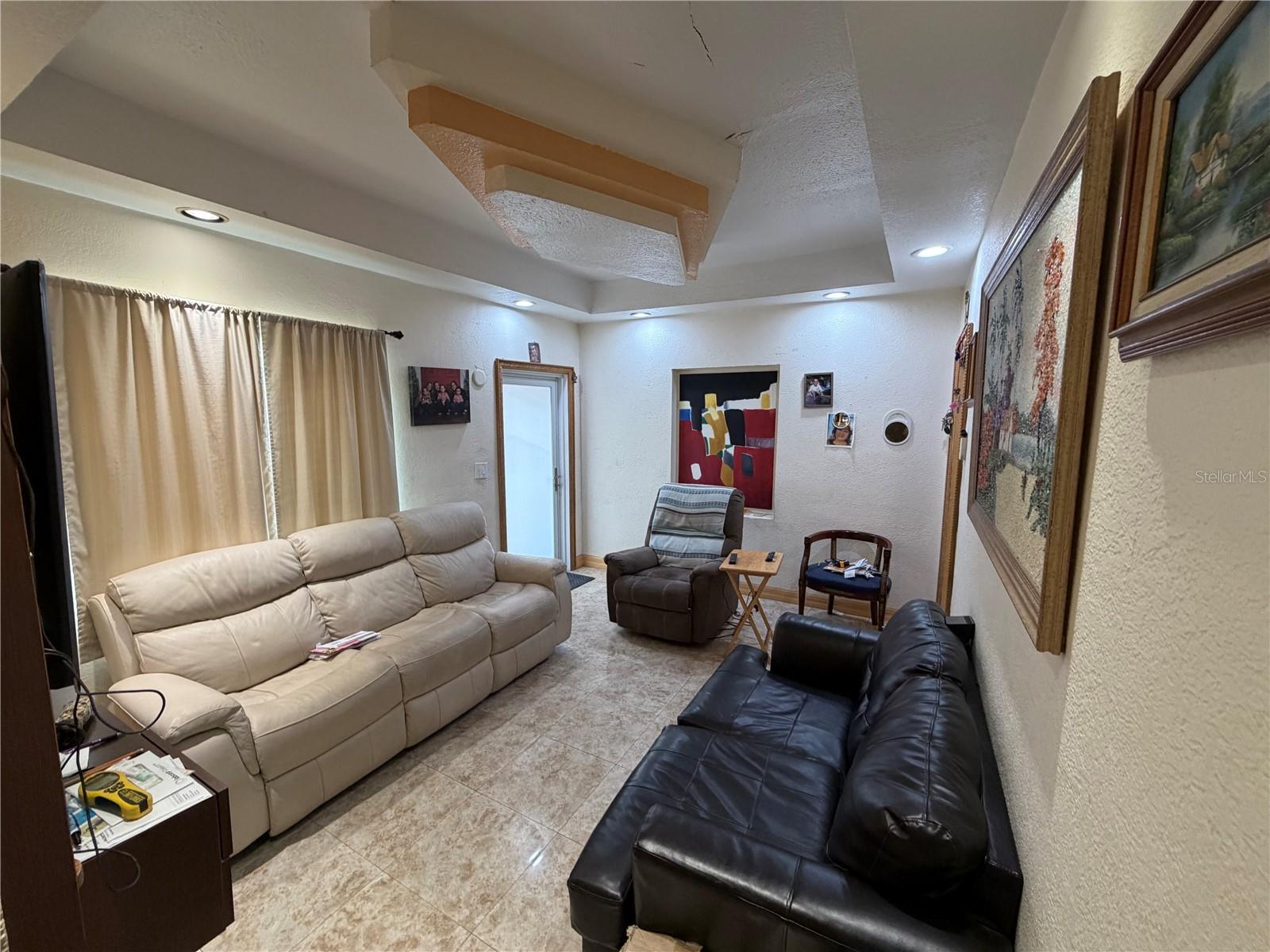 Image 8 of 32 For 445 43rd Street