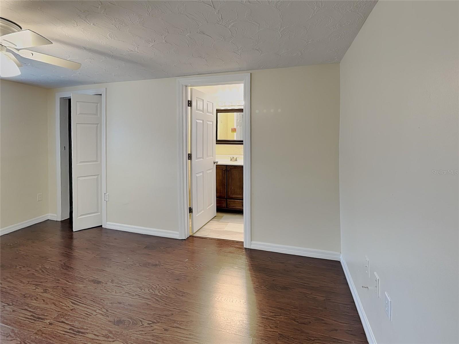Image 10 of 19 For 6041 9th Avenue