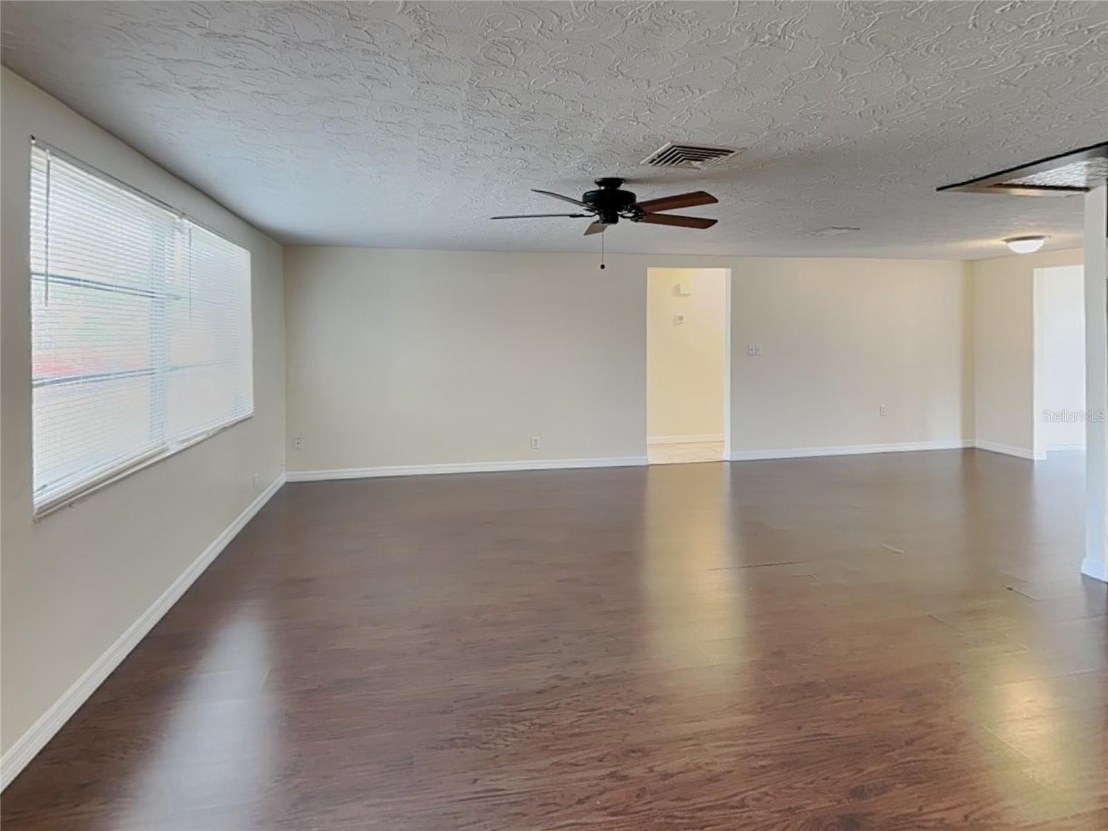 Image 3 of 19 For 6041 9th Avenue