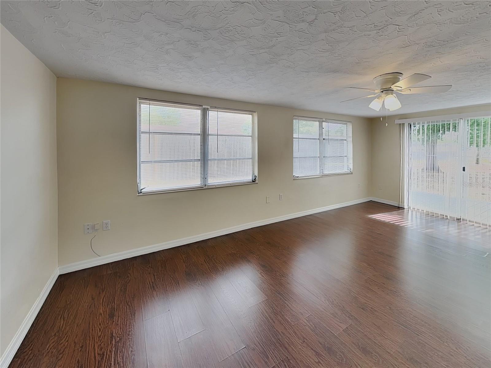 Image 5 of 19 For 6041 9th Avenue