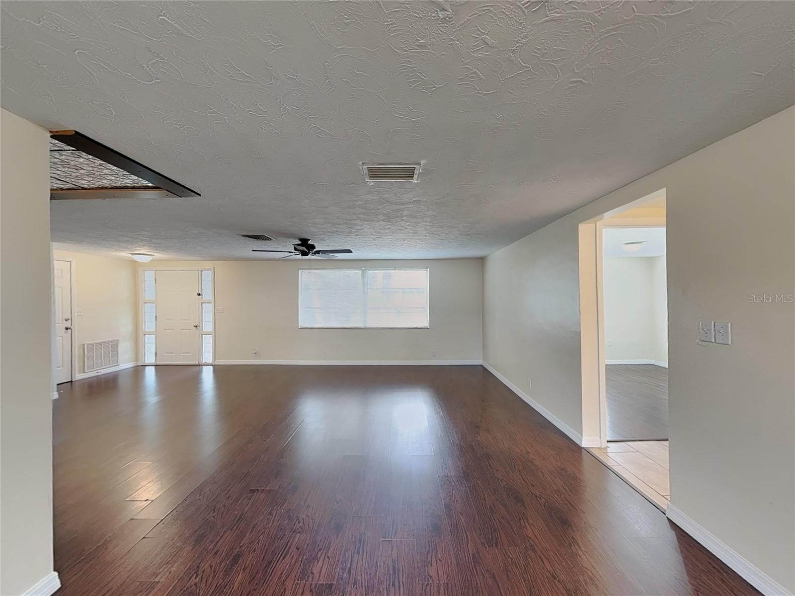 Image 7 of 19 For 6041 9th Avenue