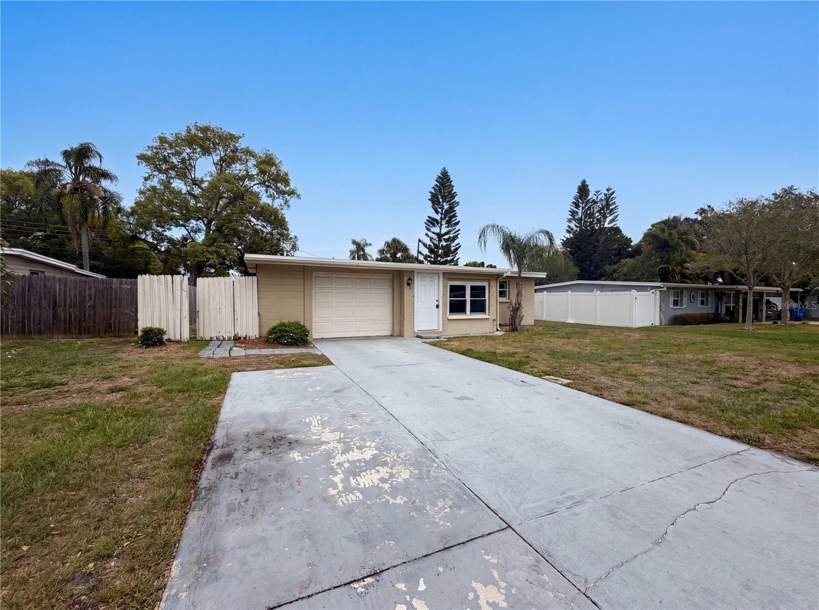 Details for 10463 110th Avenue, LARGO, FL 33773