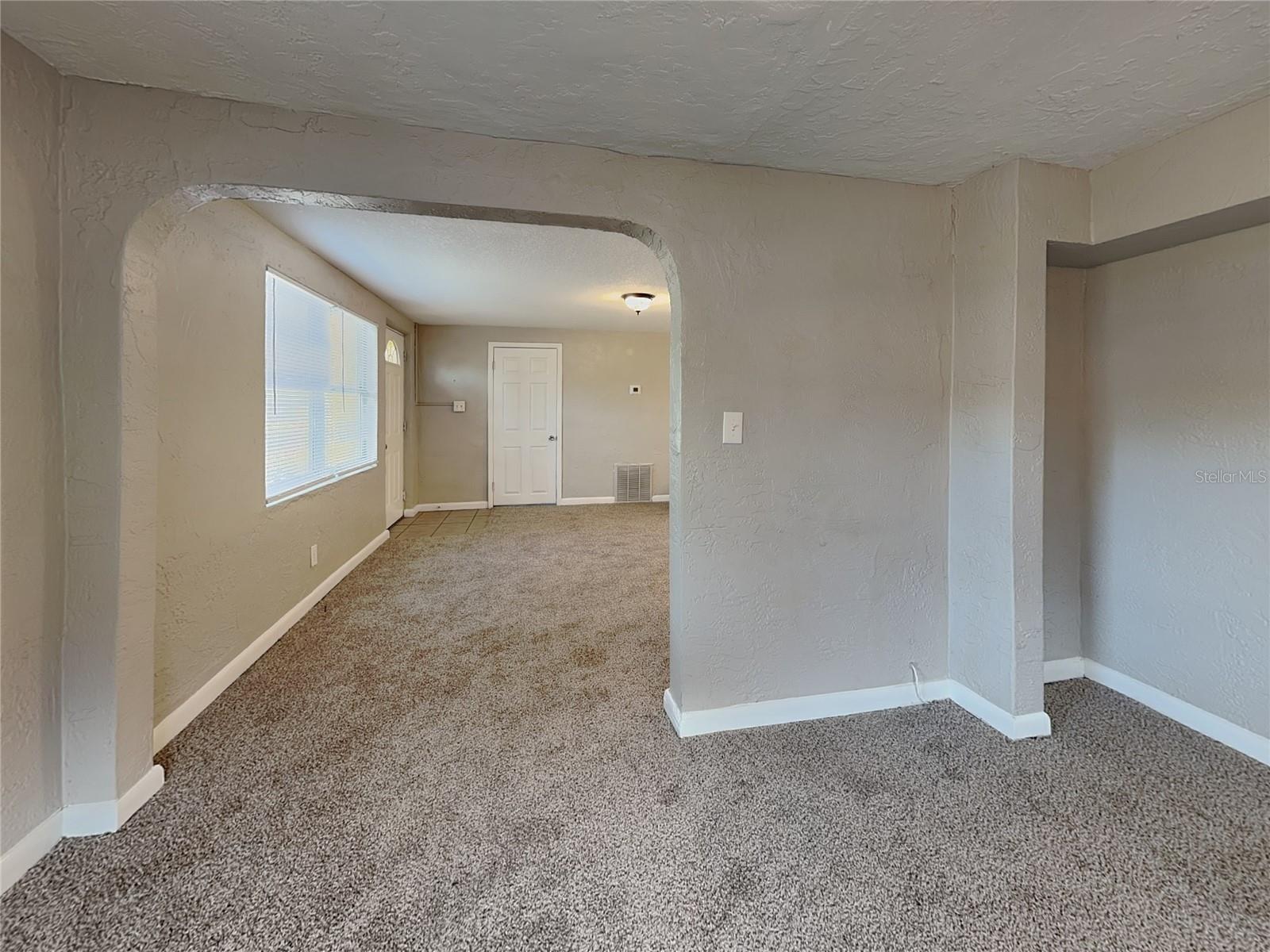 Image 7 of 20 For 704 Butler Street