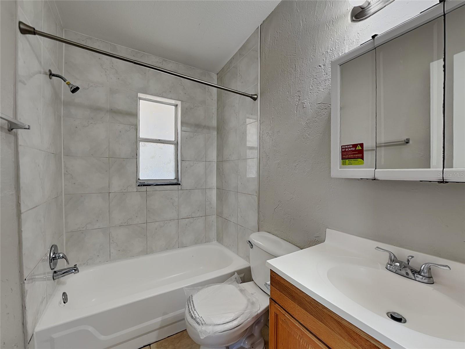 Image 7 of 19 For 6484 44th Avenue N