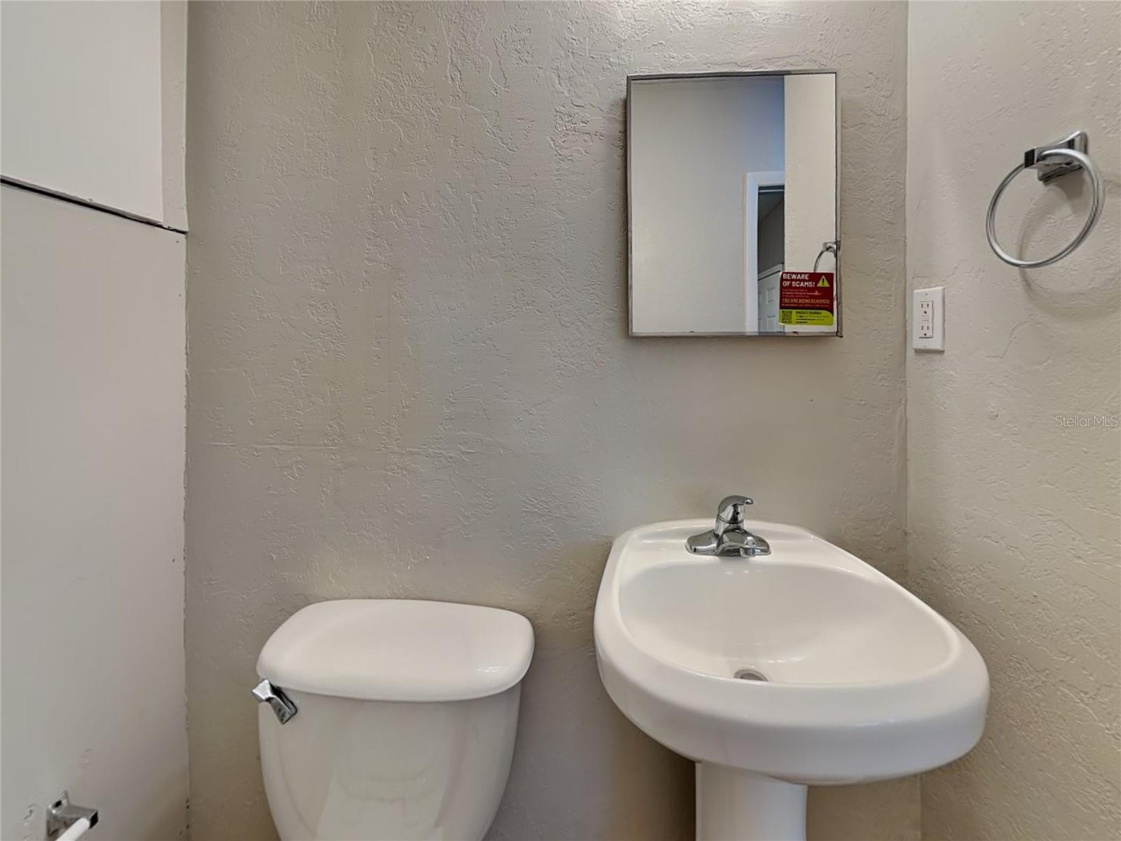 Image 9 of 19 For 6484 44th Avenue N