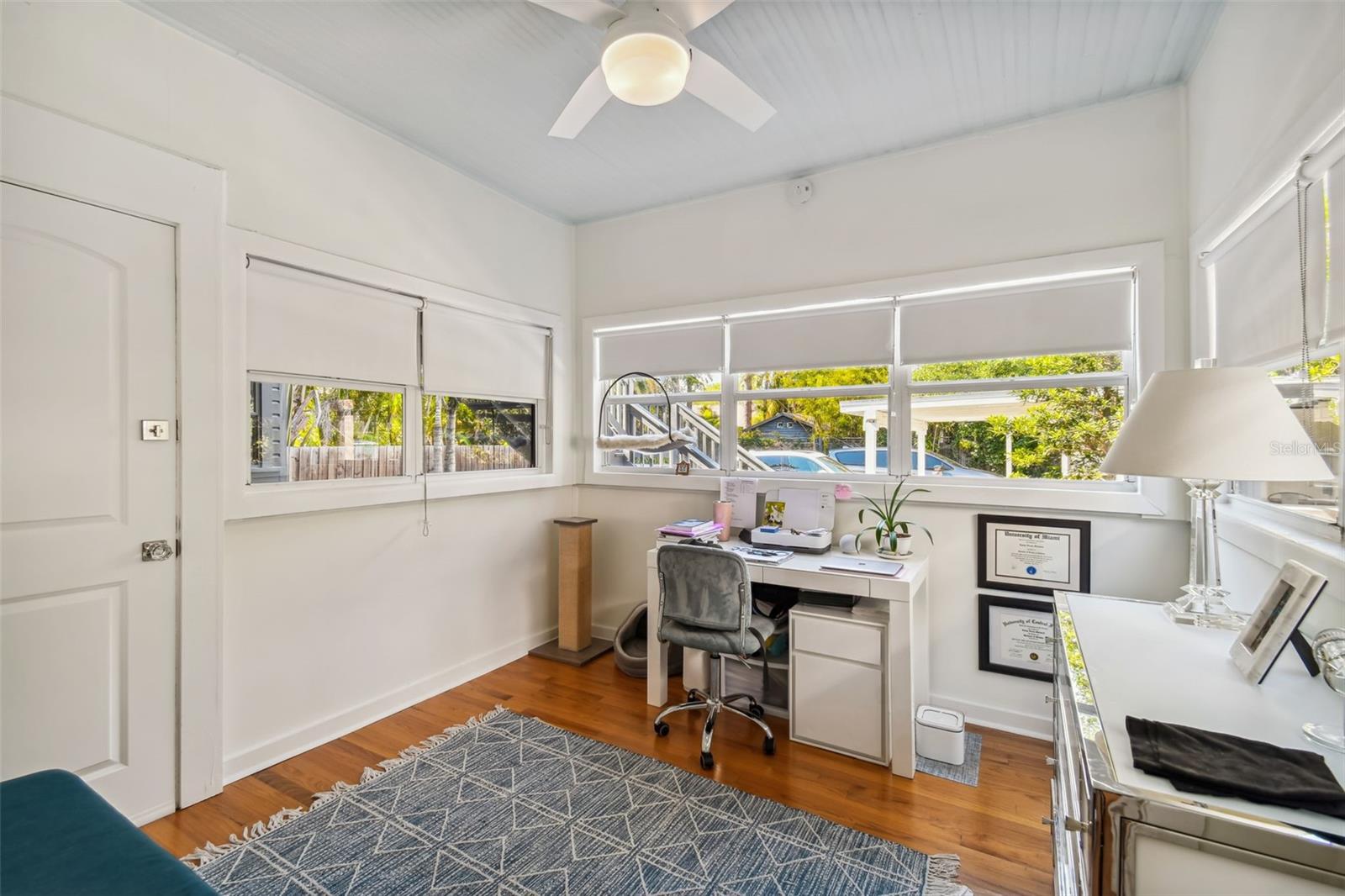 Image 16 of 20 For 2113 Southview Avenue B