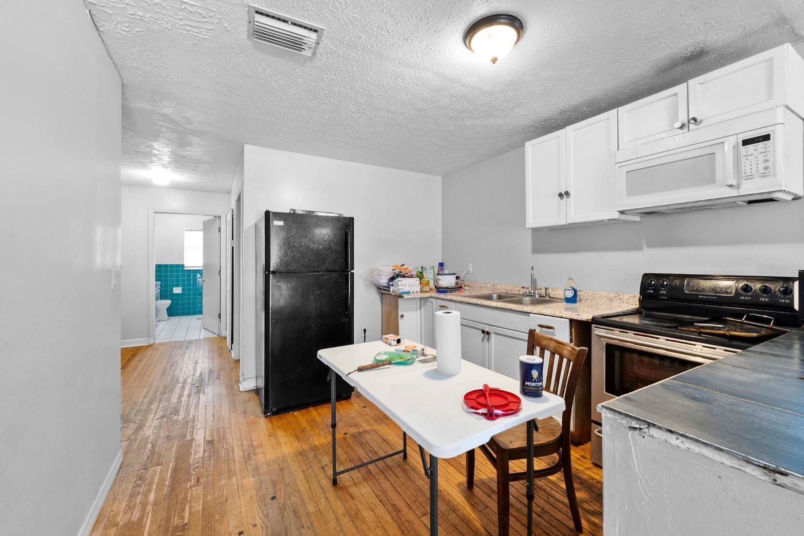 Image 16 of 26 For 4624 Hubert Avenue
