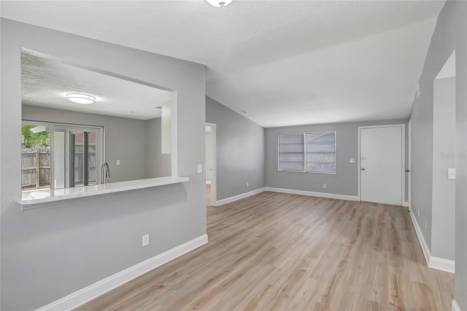 Image 16 of 38 For 10215 Cutten Green Court