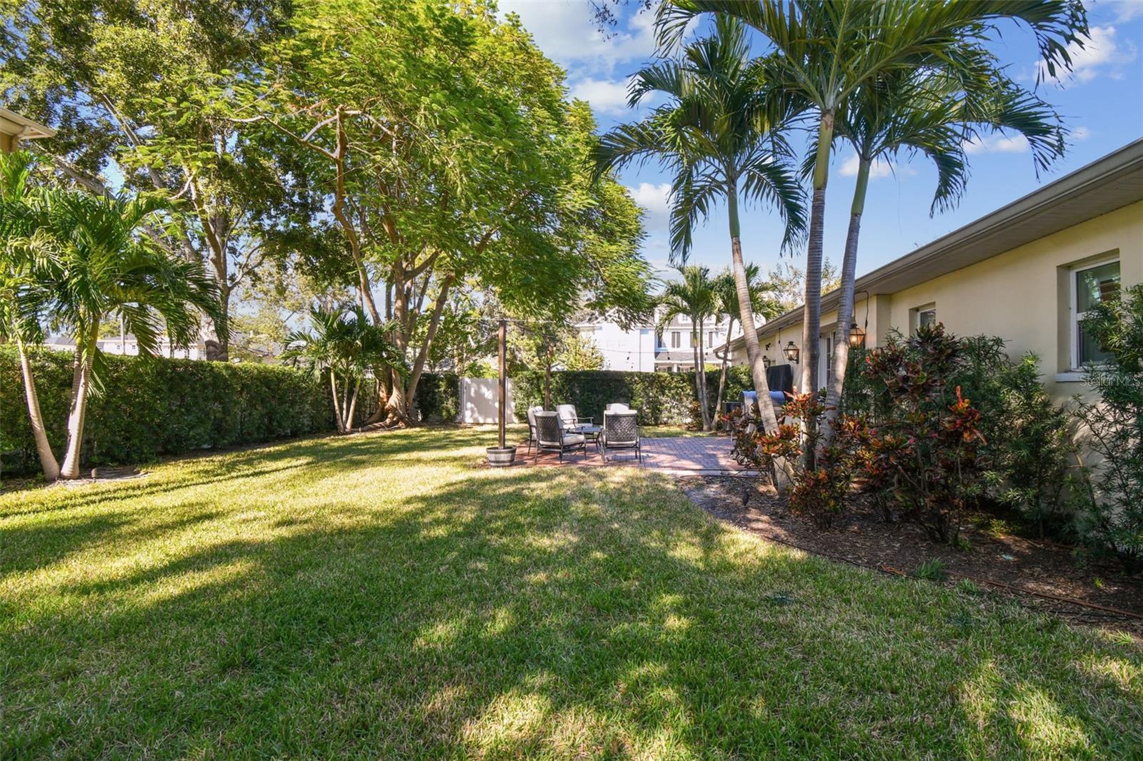 Image 21 of 25 For 4602 Browning Avenue