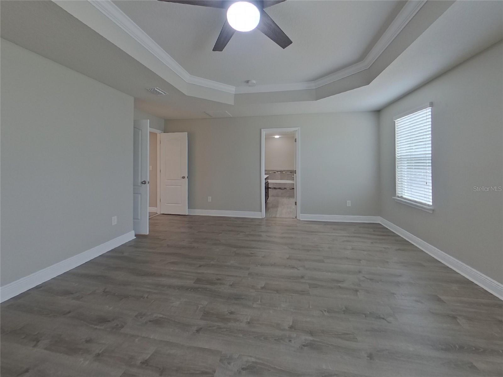 Image 5 of 21 For 11140 Spring Point Circle