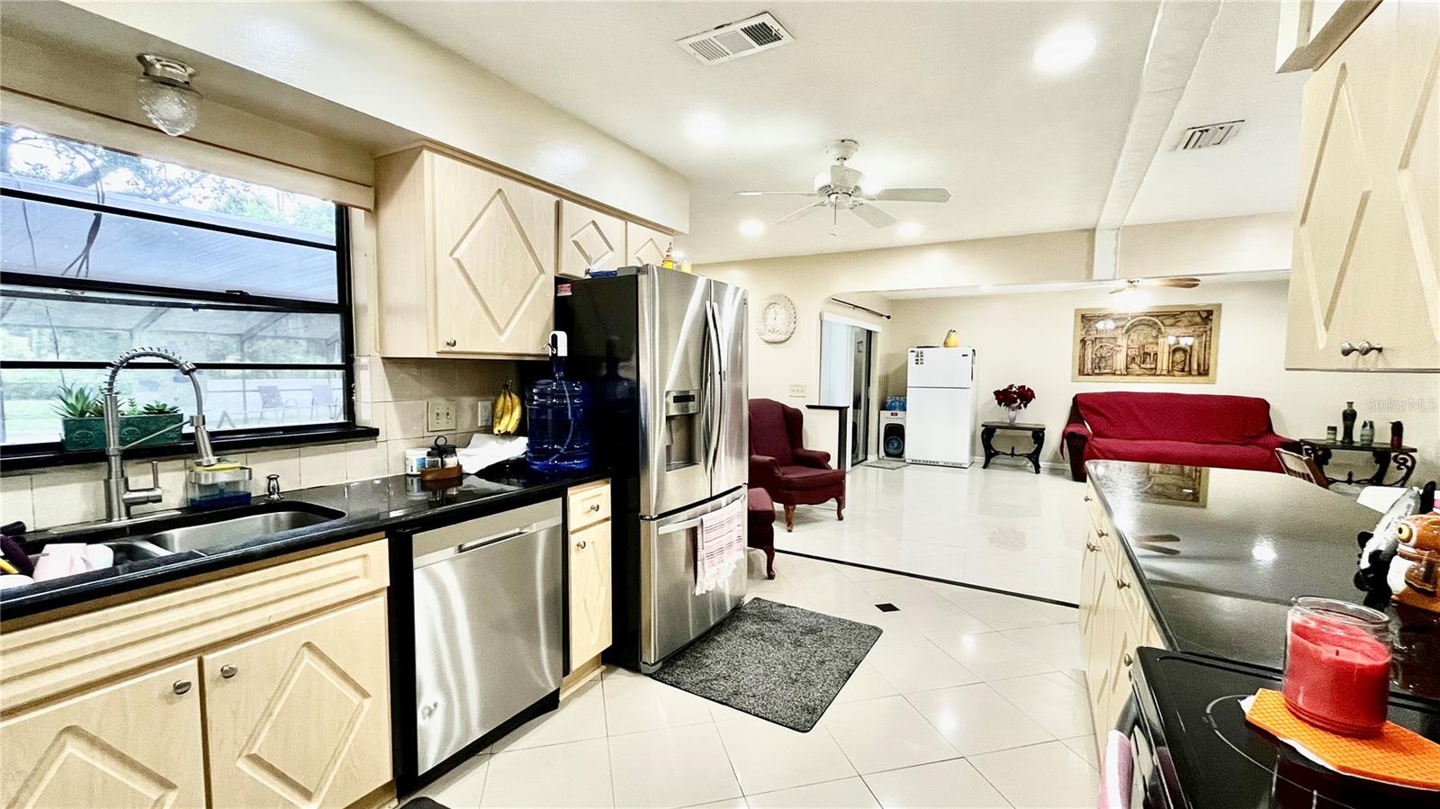 Image 12 of 25 For 14216 Briarthorn Drive