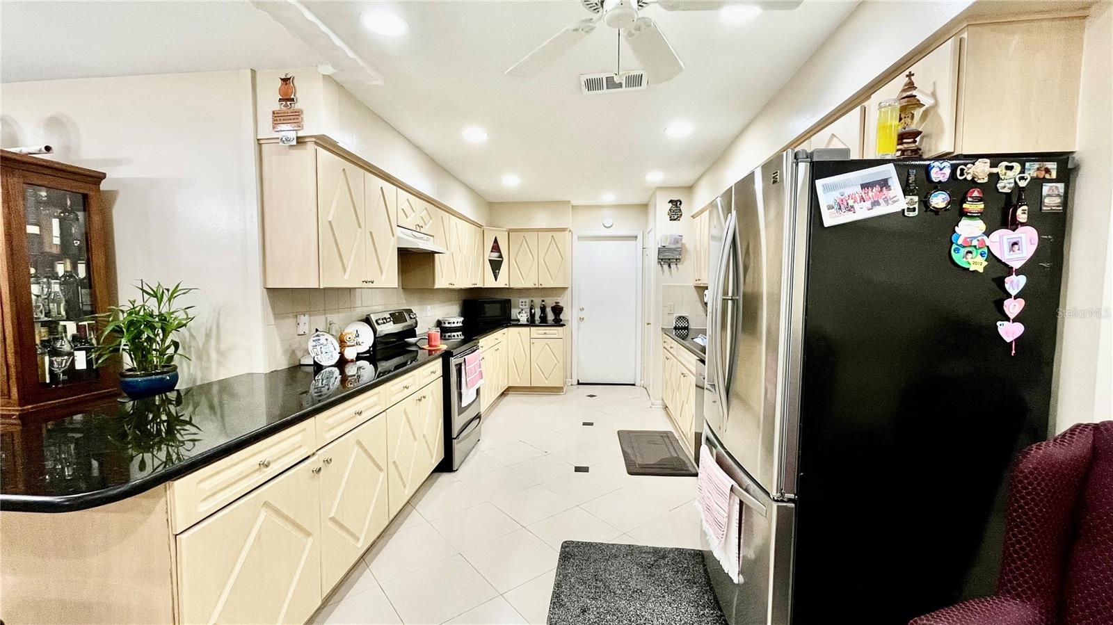 Image 9 of 25 For 14216 Briarthorn Drive