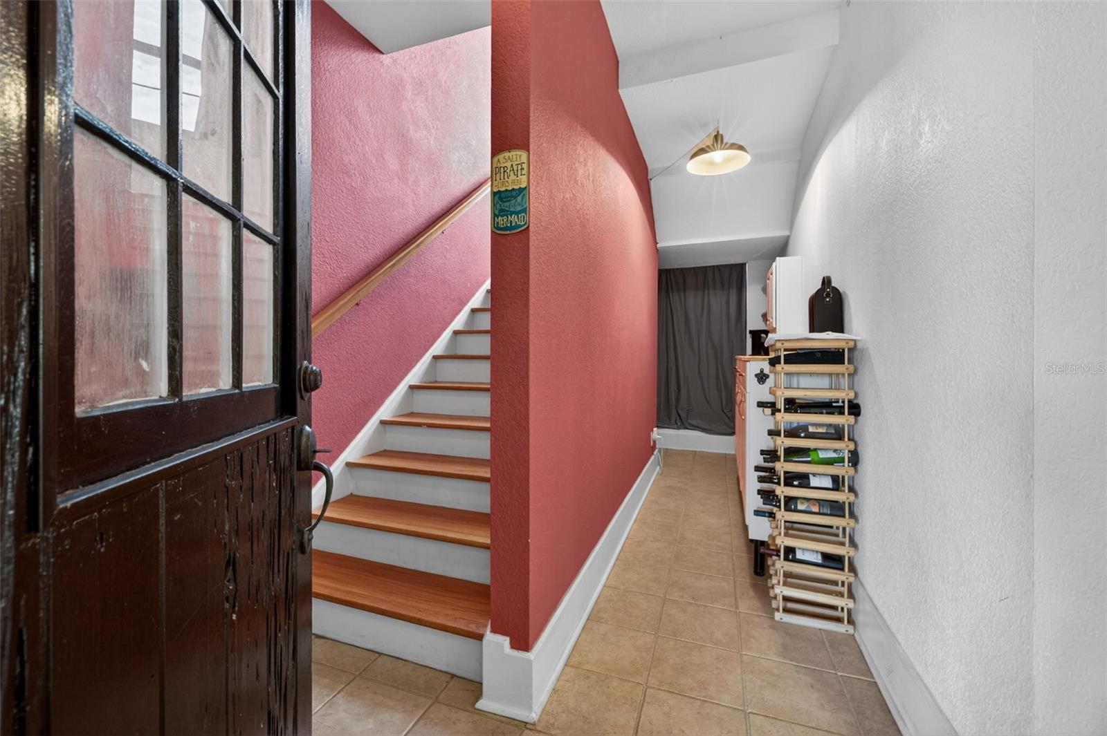 Image 4 of 34 For 210 22nd Avenue Ne 12