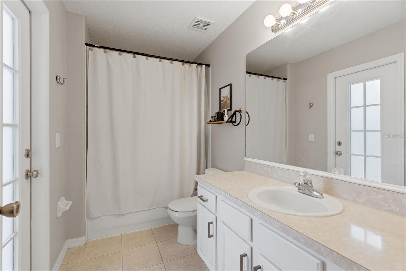 Image 29 of 47 For 5826 Heronview Crescent Drive