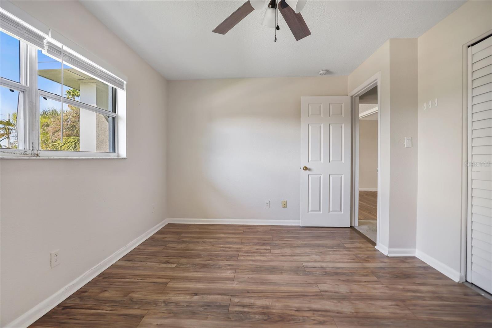 Image 16 of 18 For 4420 37th Street S 9