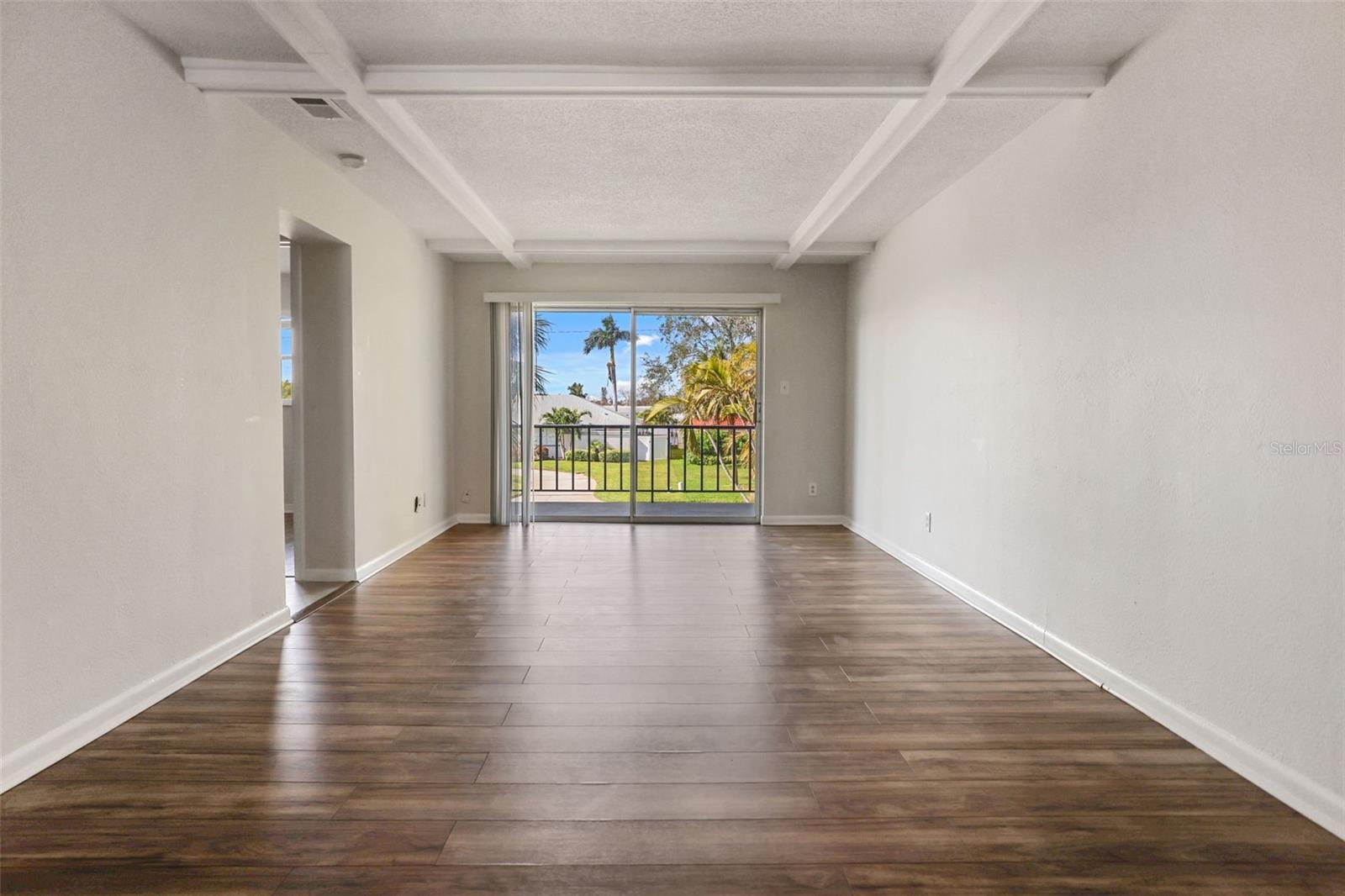 Image 2 of 18 For 4420 37th Street S 9