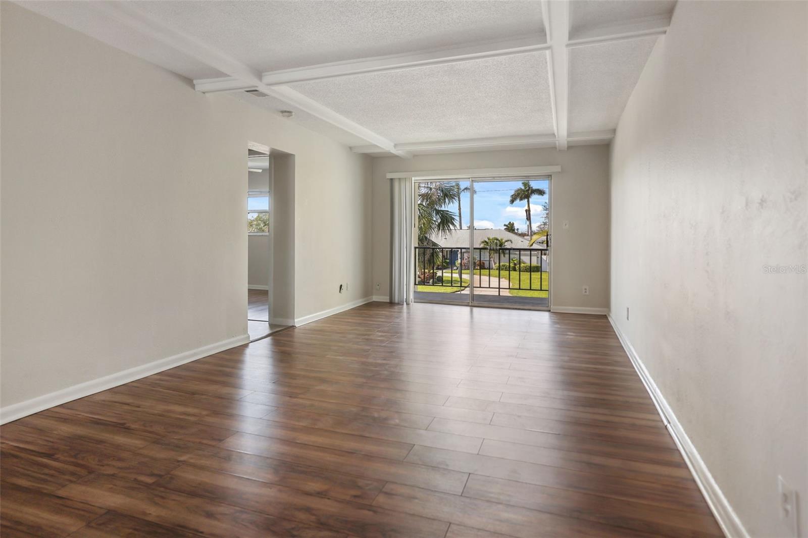 Image 3 of 18 For 4420 37th Street S 9