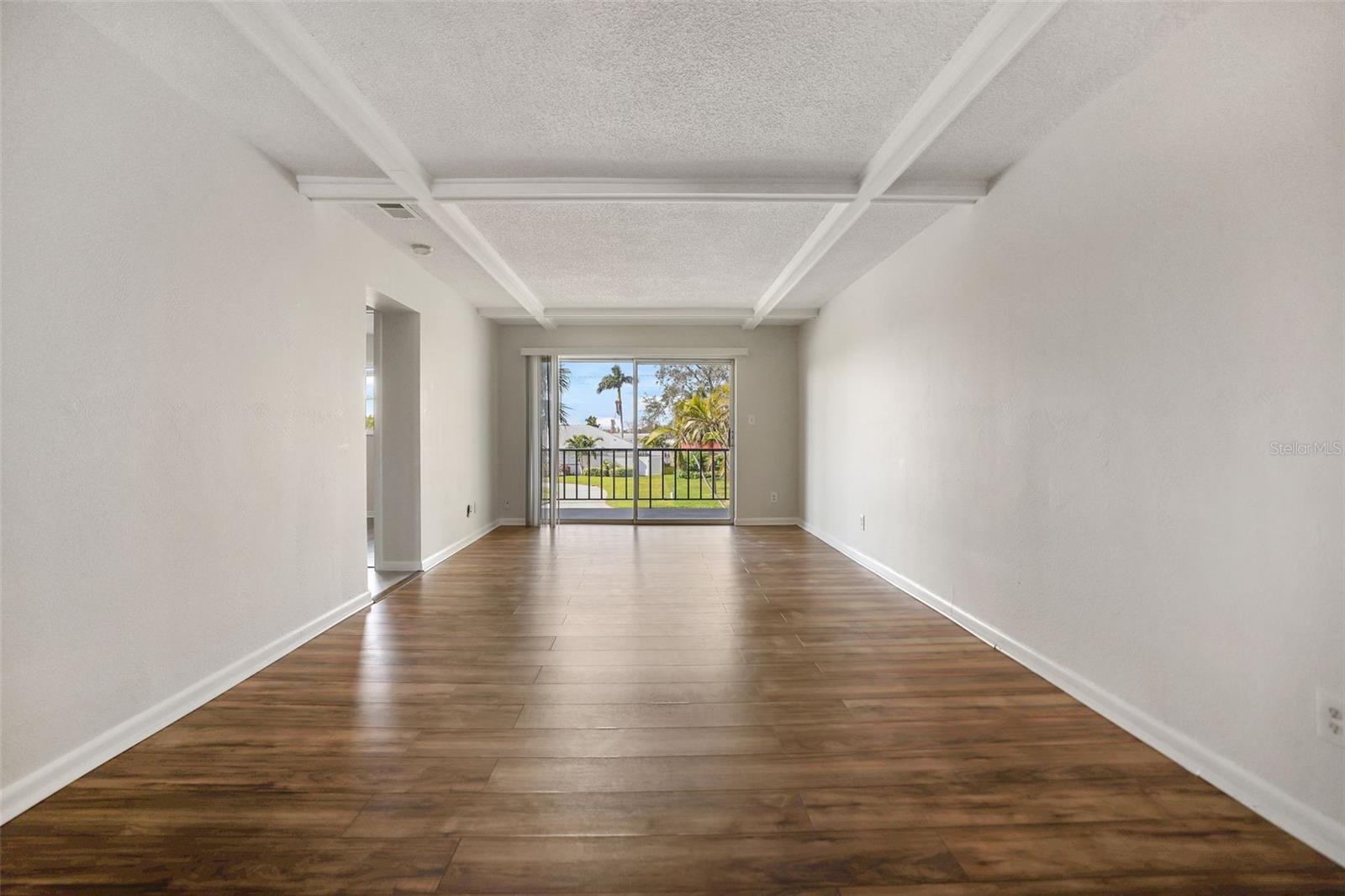 Image 4 of 18 For 4420 37th Street S 9
