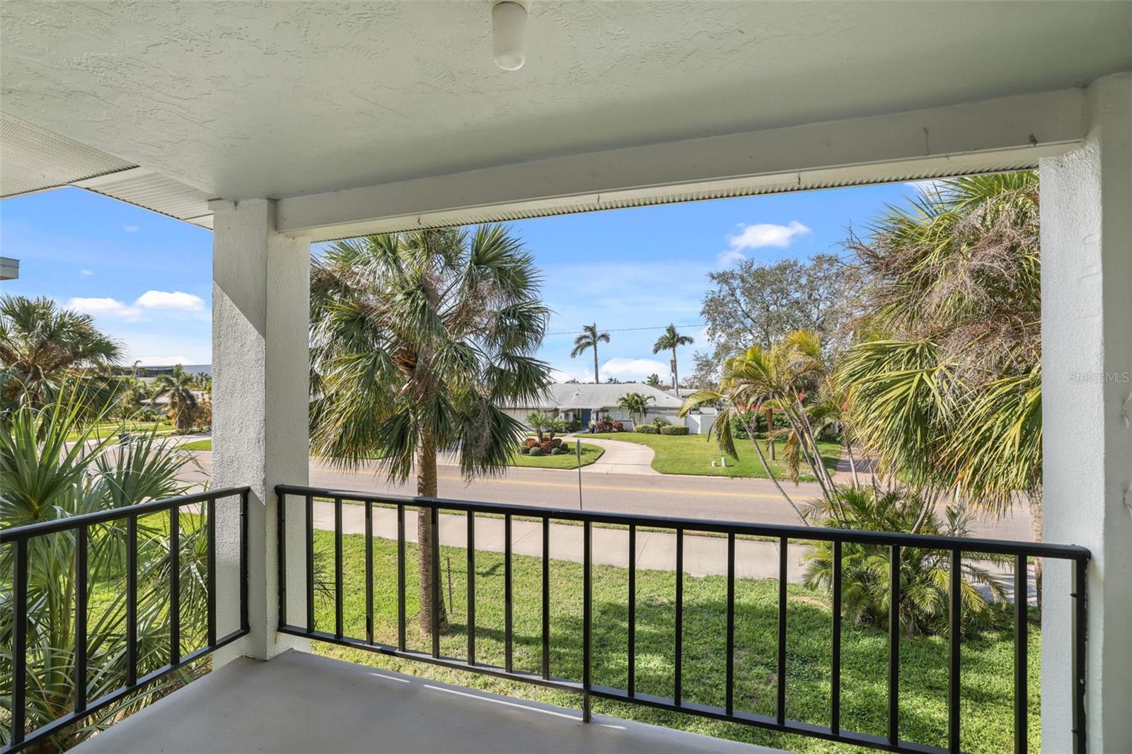 Image 6 of 18 For 4420 37th Street S 9