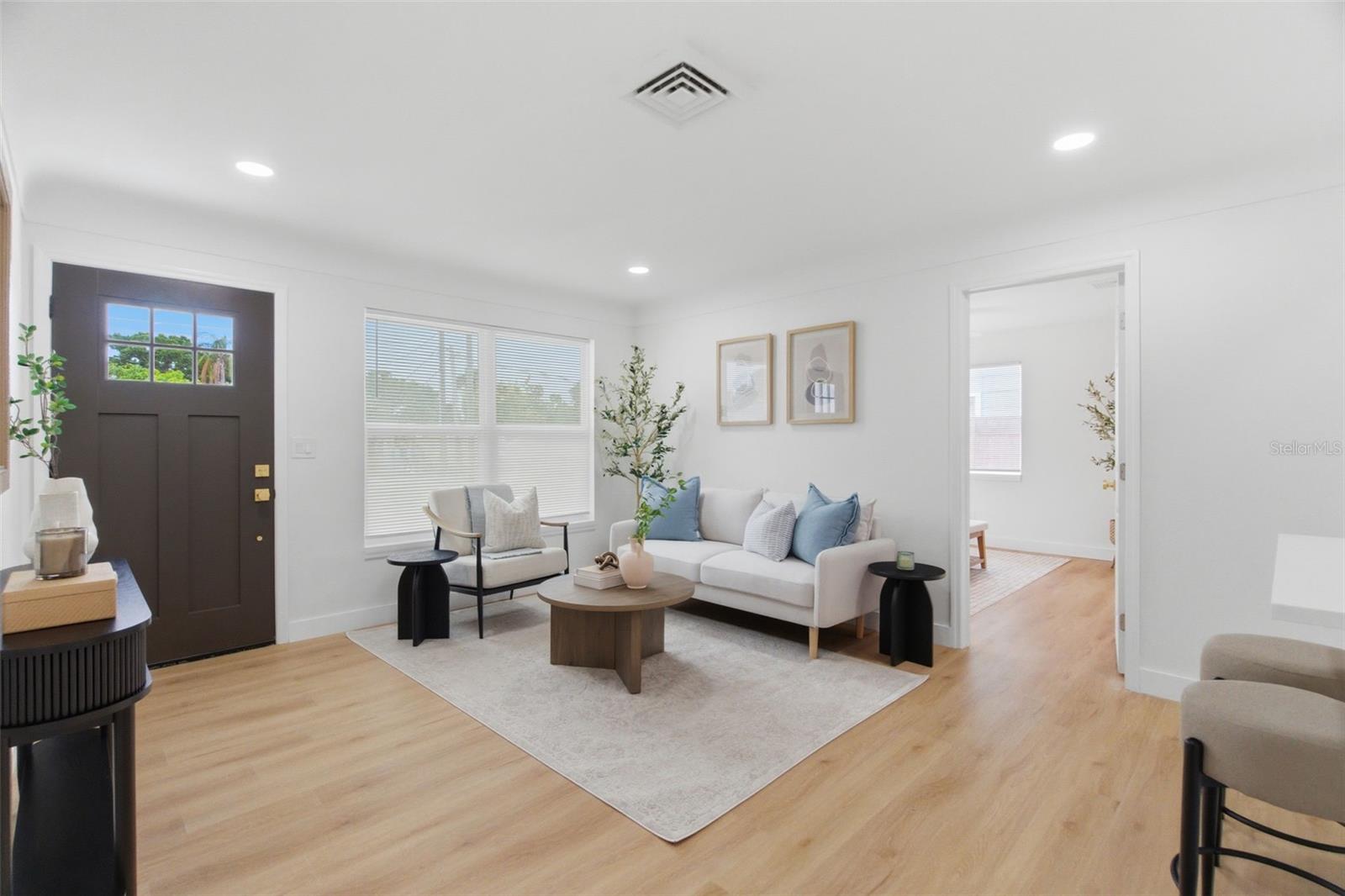 Image 11 of 40 For 2926 40th Avenue N