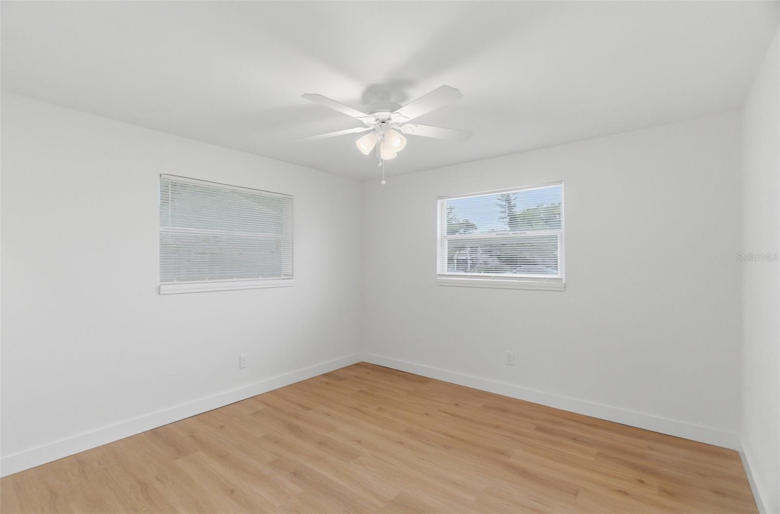 Image 30 of 40 For 2926 40th Avenue N