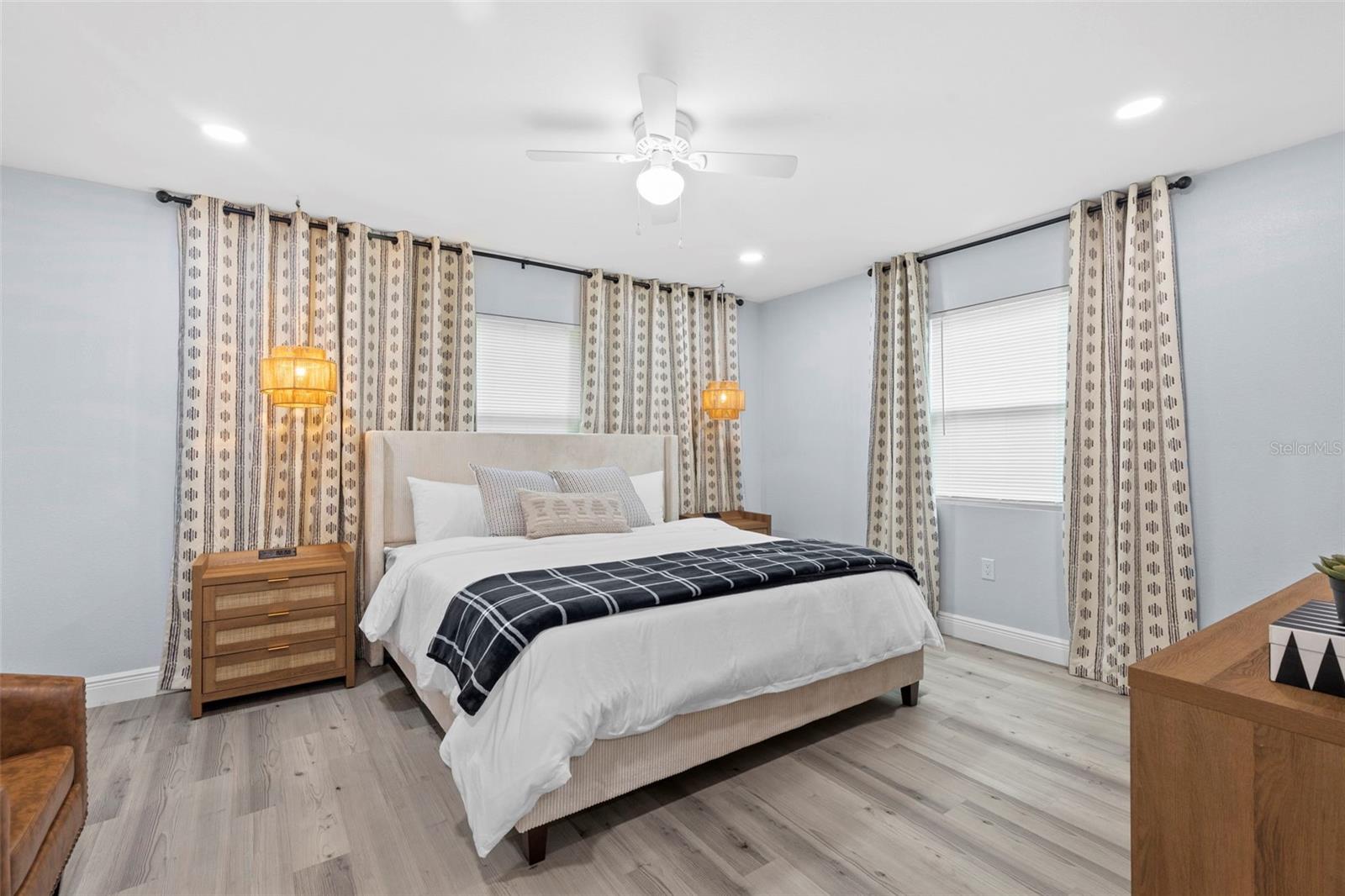 Image 13 of 21 For 3708 56th Street