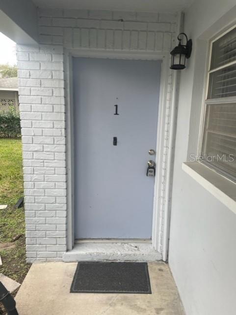 Image 3 of 17 For 2501 Renatta Drive 1