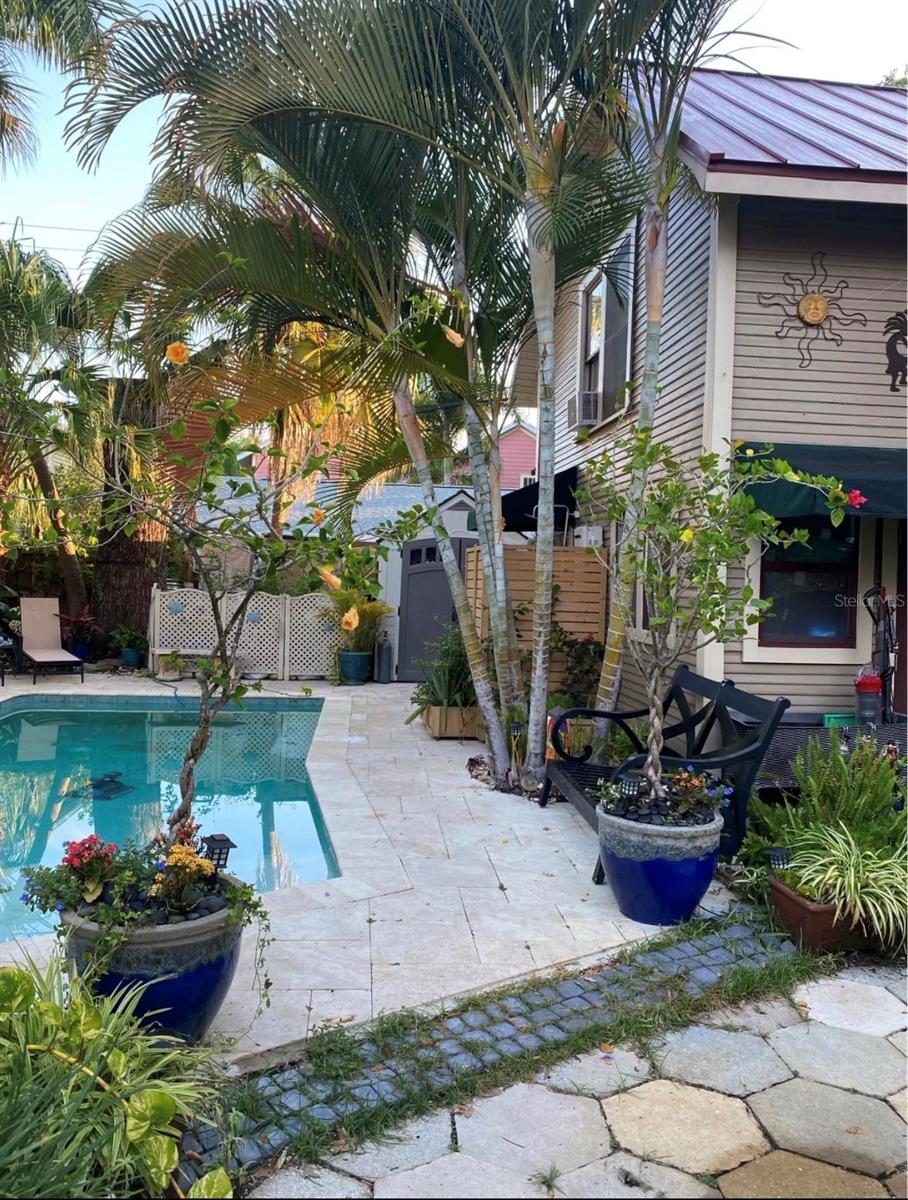 Details for 235 1-2 7th Avenue Ne A, ST PETERSBURG, FL 33701