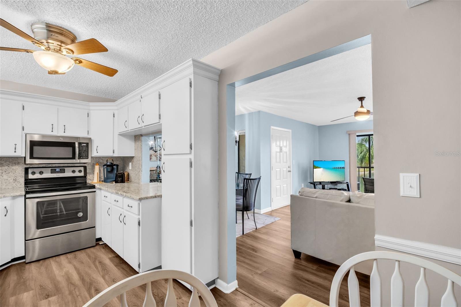 Image 12 of 29 For 2523 Pine Ridge Way S C2