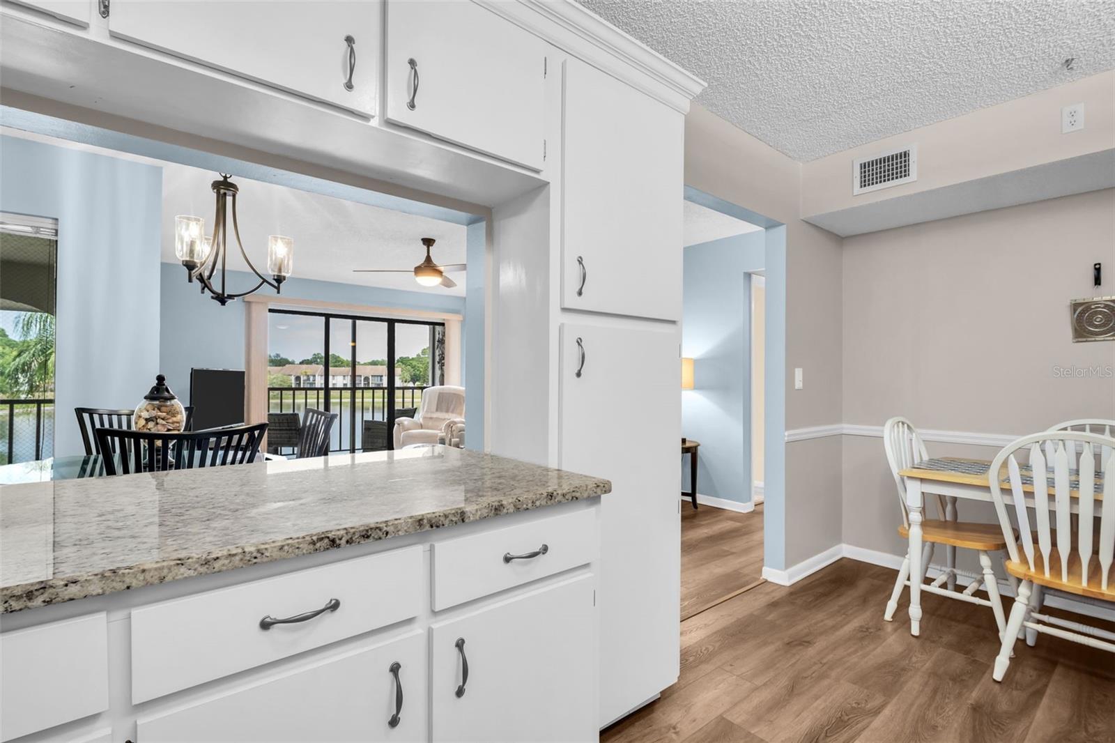 Image 15 of 29 For 2523 Pine Ridge Way S C2