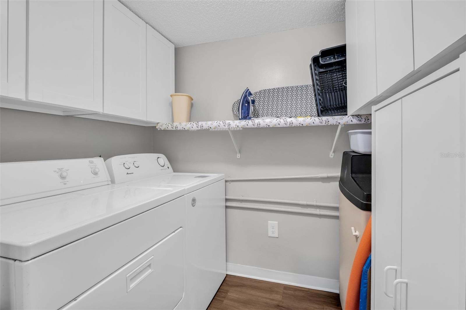 Image 23 of 29 For 2523 Pine Ridge Way S C2