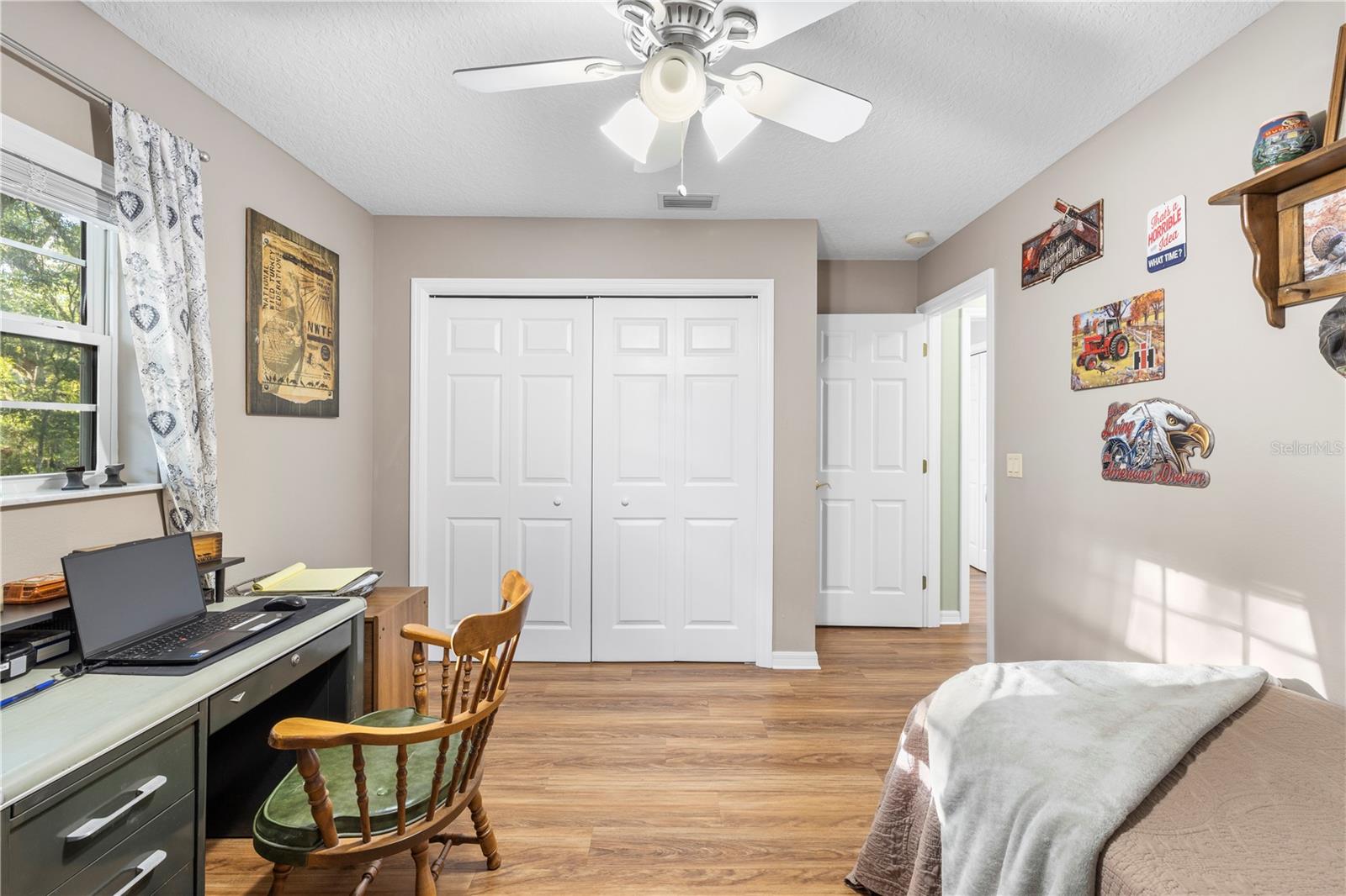 Image 33 of 61 For 7400 Eastlake Drive
