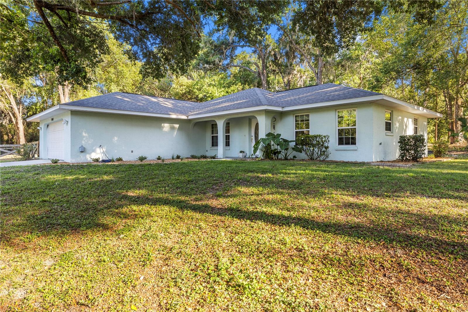 Image 36 of 61 For 7400 Eastlake Drive