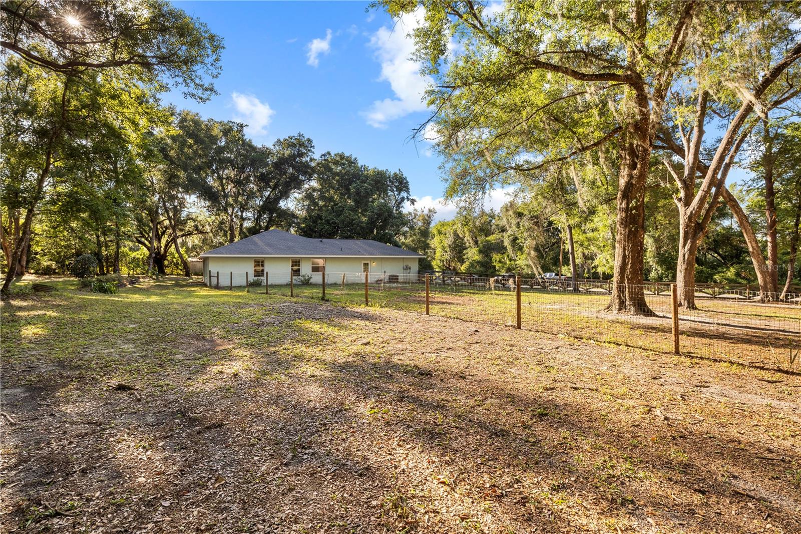 Image 47 of 61 For 7400 Eastlake Drive