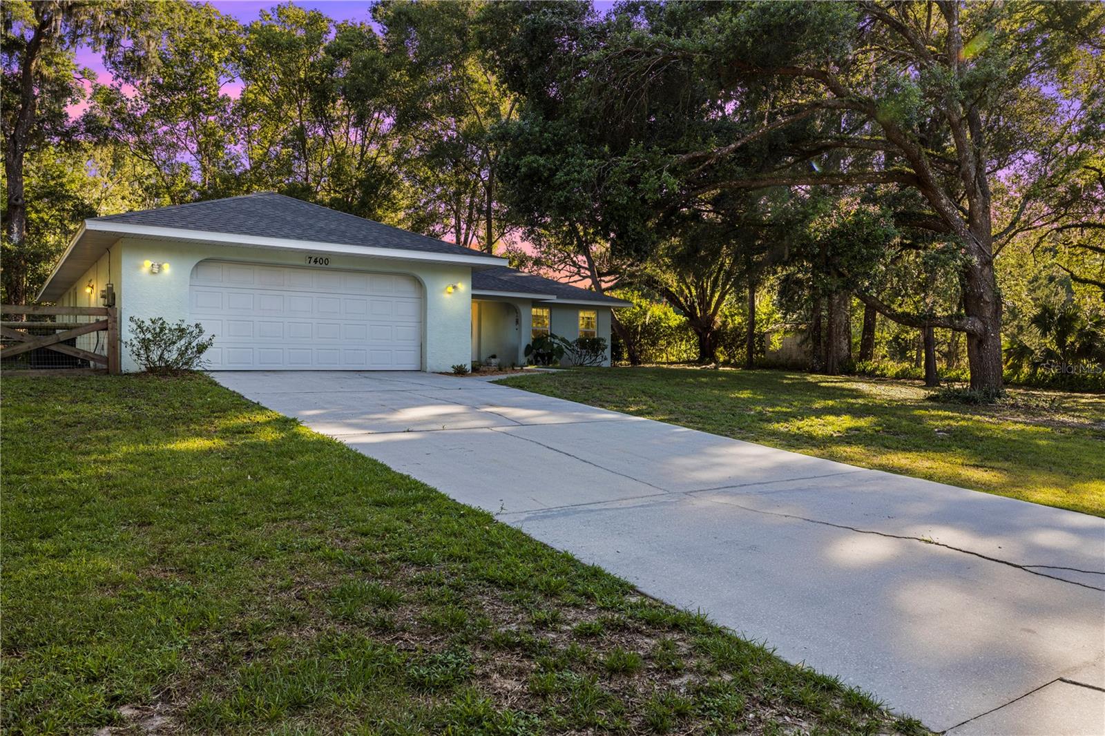 Image 49 of 61 For 7400 Eastlake Drive