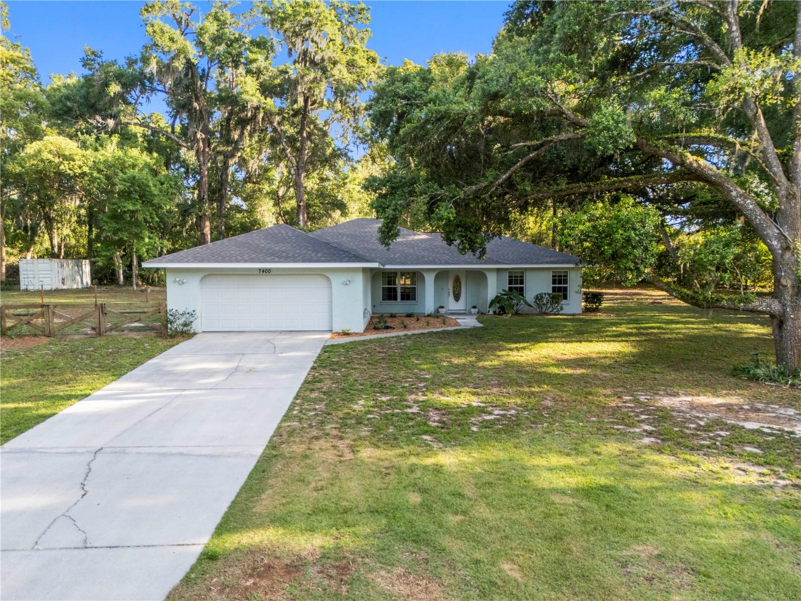 Image 6 of 61 For 7400 Eastlake Drive
